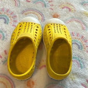 Yellow Toddler Natives